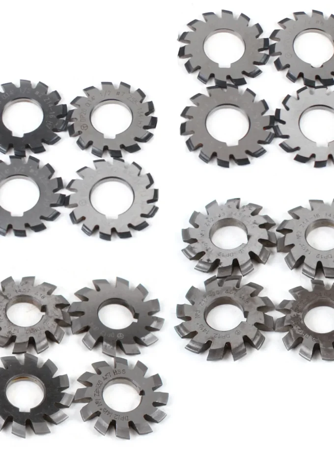 8PCS 4.7*4.7*0.1cm Silver HSS Gear Cutters 14.5° Pressure Angle Gear Cutter with Sharp Gears 0.79in Inner Hole