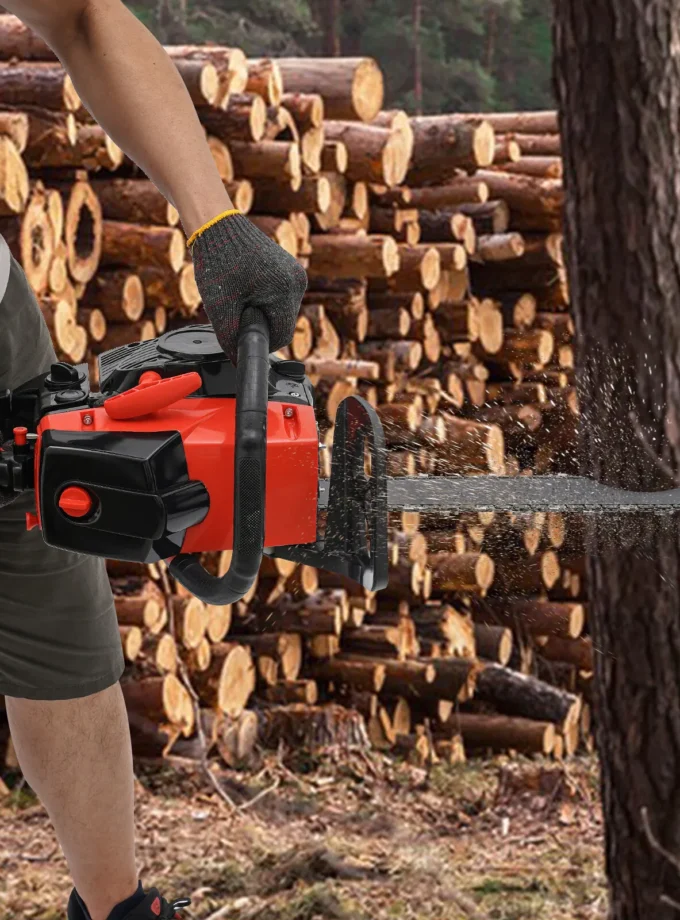 Ergonomic&Portable Gasoline Chainsaw - Anti-Vibration System And Ergonomic Handles For Comfortable Long-Term Use